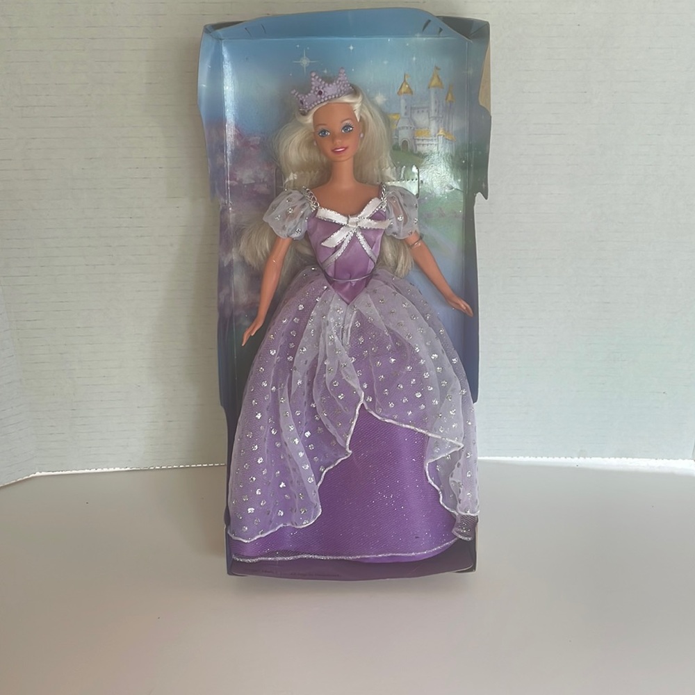 Vintage Princess Barbie from 1997 BNWB but the box has been opened